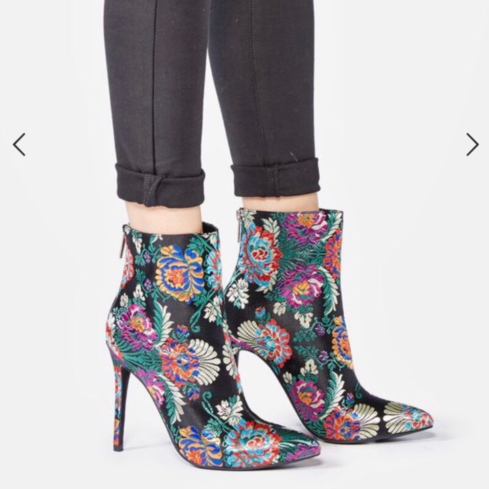 Ankle boots